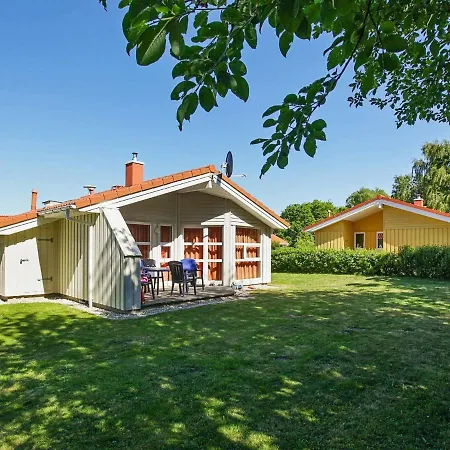 6 Person Holiday Home In Groemitz * Grömitz