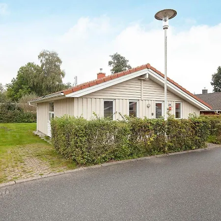 6 Person Holiday Home In Groemitz * Grömitz