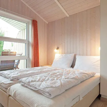 6 Person Holiday Home In Groemitz