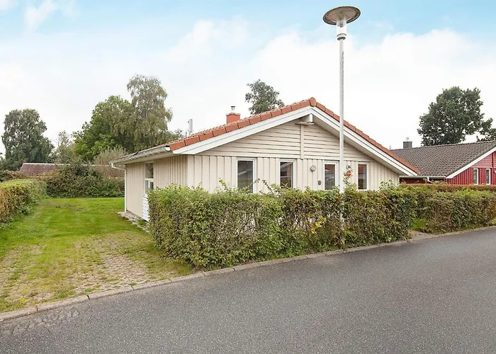 6 Person In * Grömitz